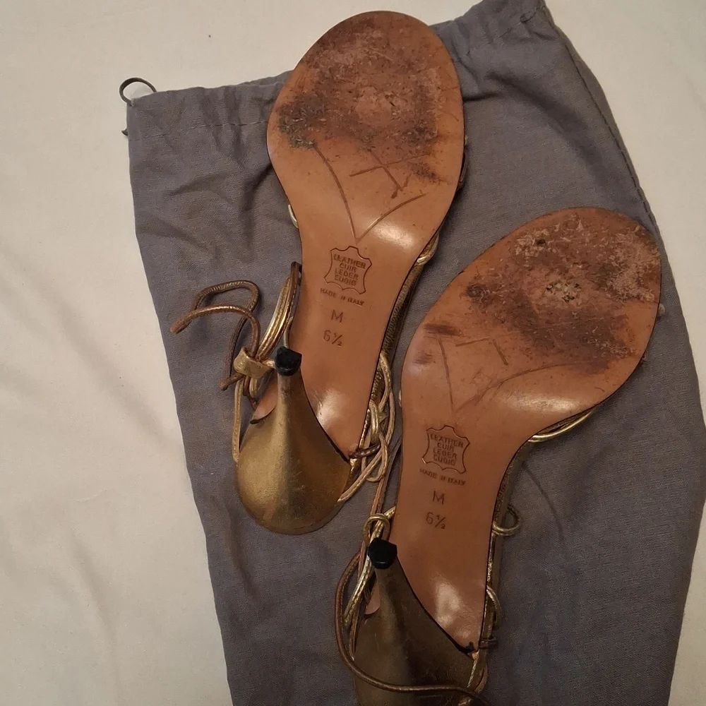 Givenchy Gold Sandels Size 7 - Picture 4 of 4